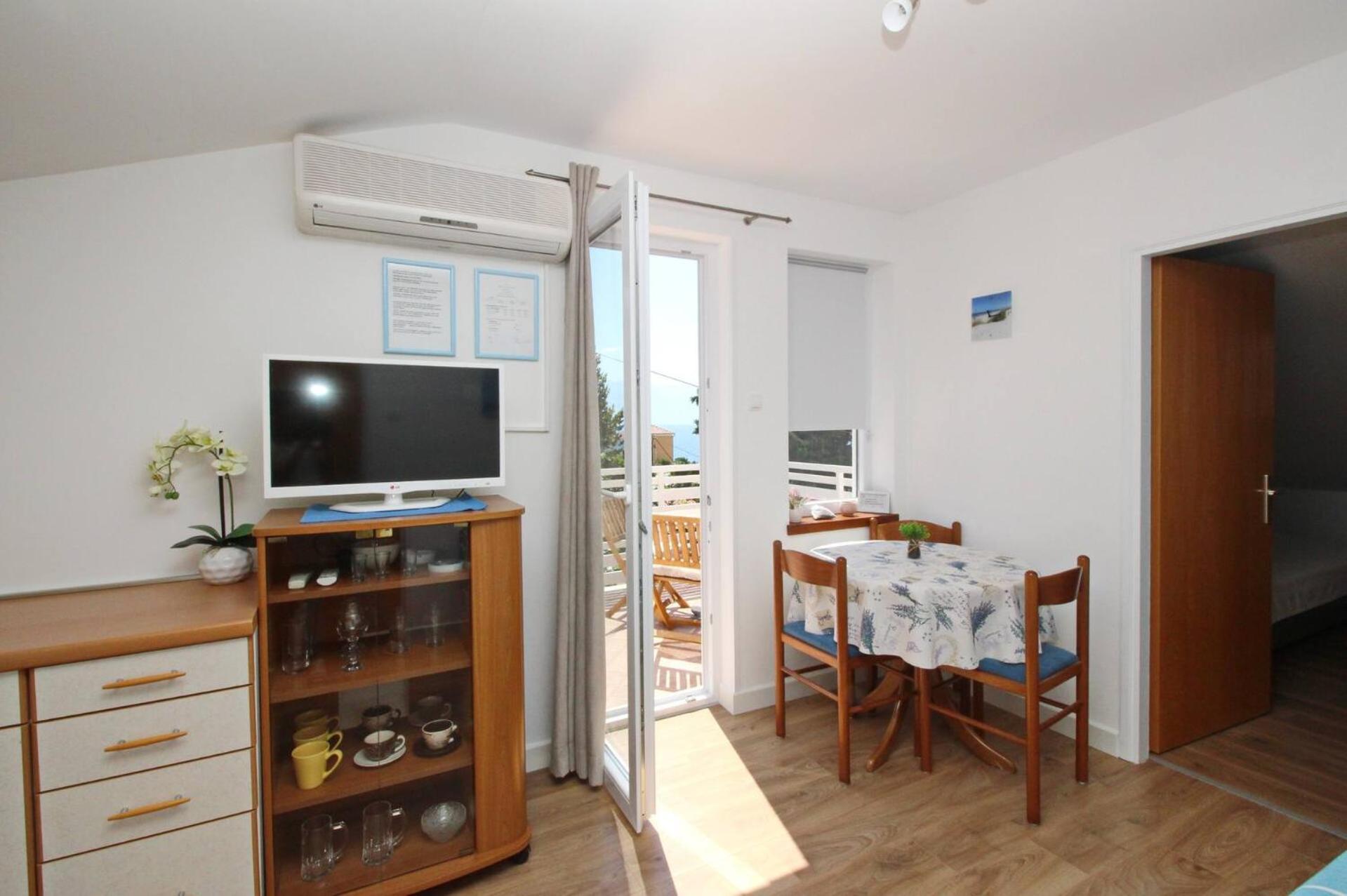 Apartments Silvija Cubranic Baska  Exterior photo